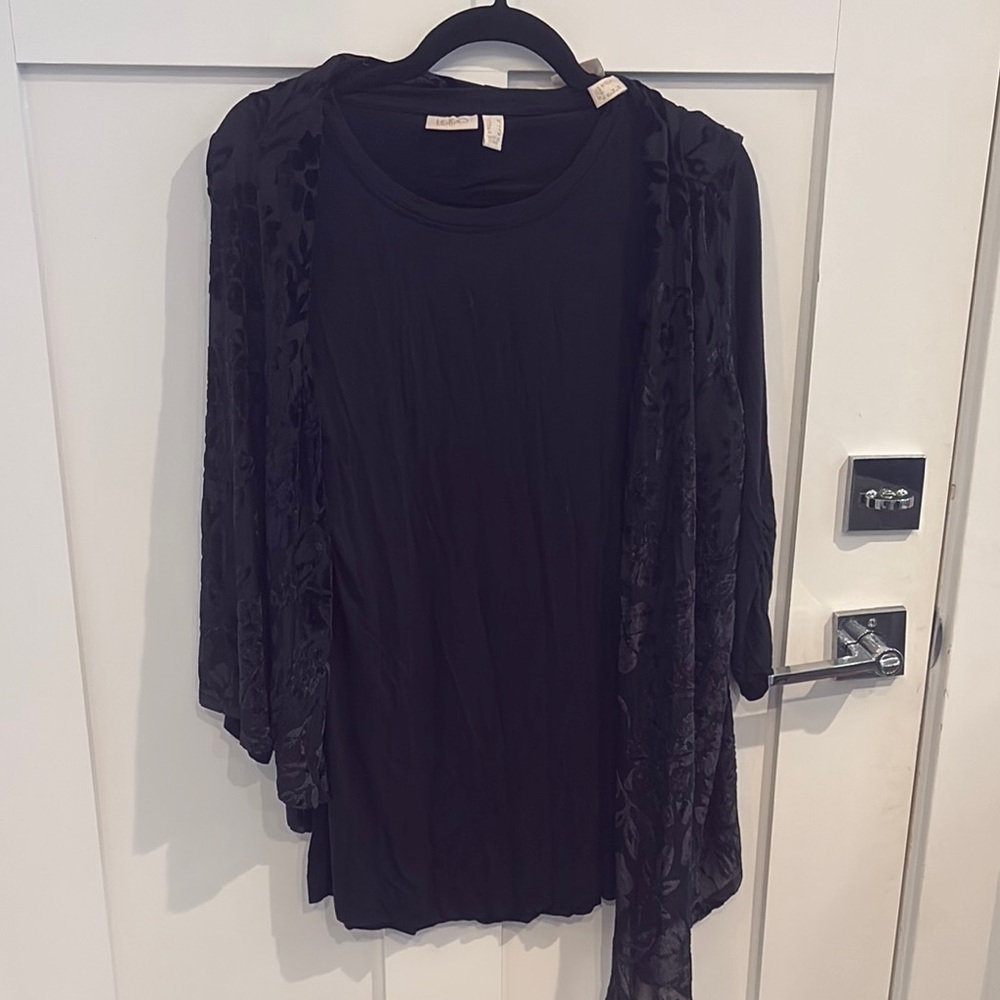 Lavish Black Kimono with Floral Accents